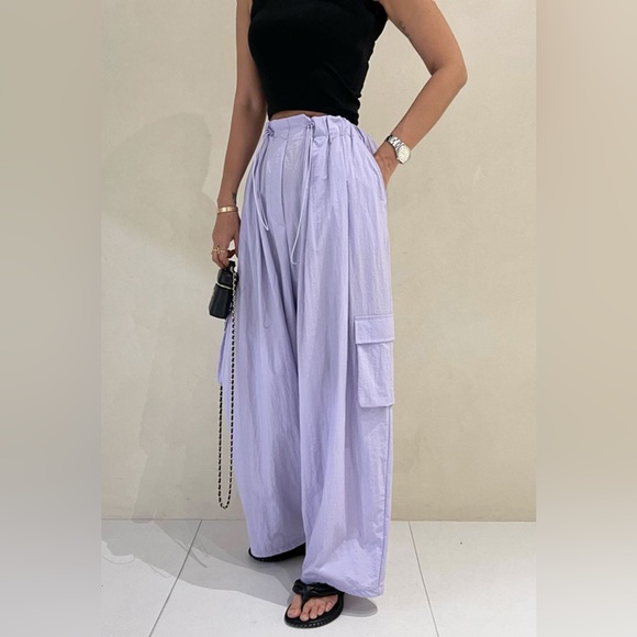The Frankie Shop Celeste Cargo Pant - Lilac - Picture 2 of 4